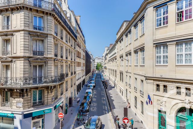 Appartement F3 à vendre - 3 pièces - 79.68 m2 - PARIS - 75009 - ILE-DE-FRANCE - Century 21 Patrimoine 17 Appartement F3 à vendre - 3 pièces - 79.68 m2 - PARIS - 75009 - ILE-DE-FRANCE - Century 21 Patrimoine 17