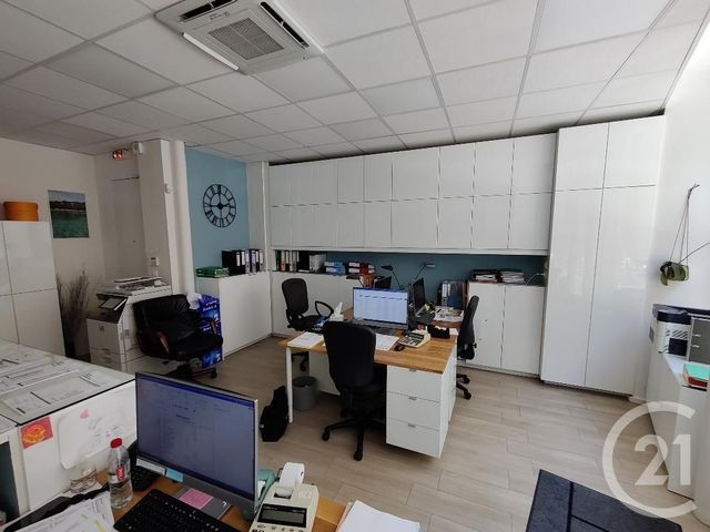 divers à vendre - 69.67 m2 - PARIS - 75017 - ILE-DE-FRANCE - Century 21 Patrimoine 17 divers à vendre - 69.67 m2 - PARIS - 75017 - ILE-DE-FRANCE - Century 21 Patrimoine 17