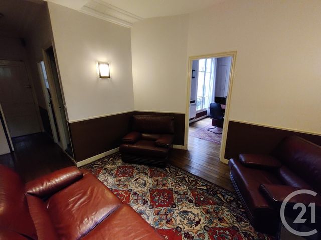 Appartement F2 à vendre - 2 pièces - 40.0 m2 - PARIS - 75017 - ILE-DE-FRANCE - Century 21 Patrimoine 17 Appartement F2 à vendre - 2 pièces - 40.0 m2 - PARIS - 75017 - ILE-DE-FRANCE - Century 21 Patrimoine 17