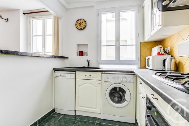 Afficher la photo en grand Appartement F2 à vendre - 2 pièces - 40.0 m2 - PARIS - 75017 - ILE-DE-FRANCE - Century 21 Patrimoine 17