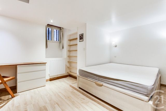 Afficher la photo en grand Appartement F2 à vendre - 2 pièces - 40.0 m2 - PARIS - 75017 - ILE-DE-FRANCE - Century 21 Patrimoine 17