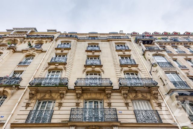 Appartement F1 à vendre - 1 pièce - 10.75 m2 - PARIS - 75017 - ILE-DE-FRANCE - Century 21 Patrimoine 17