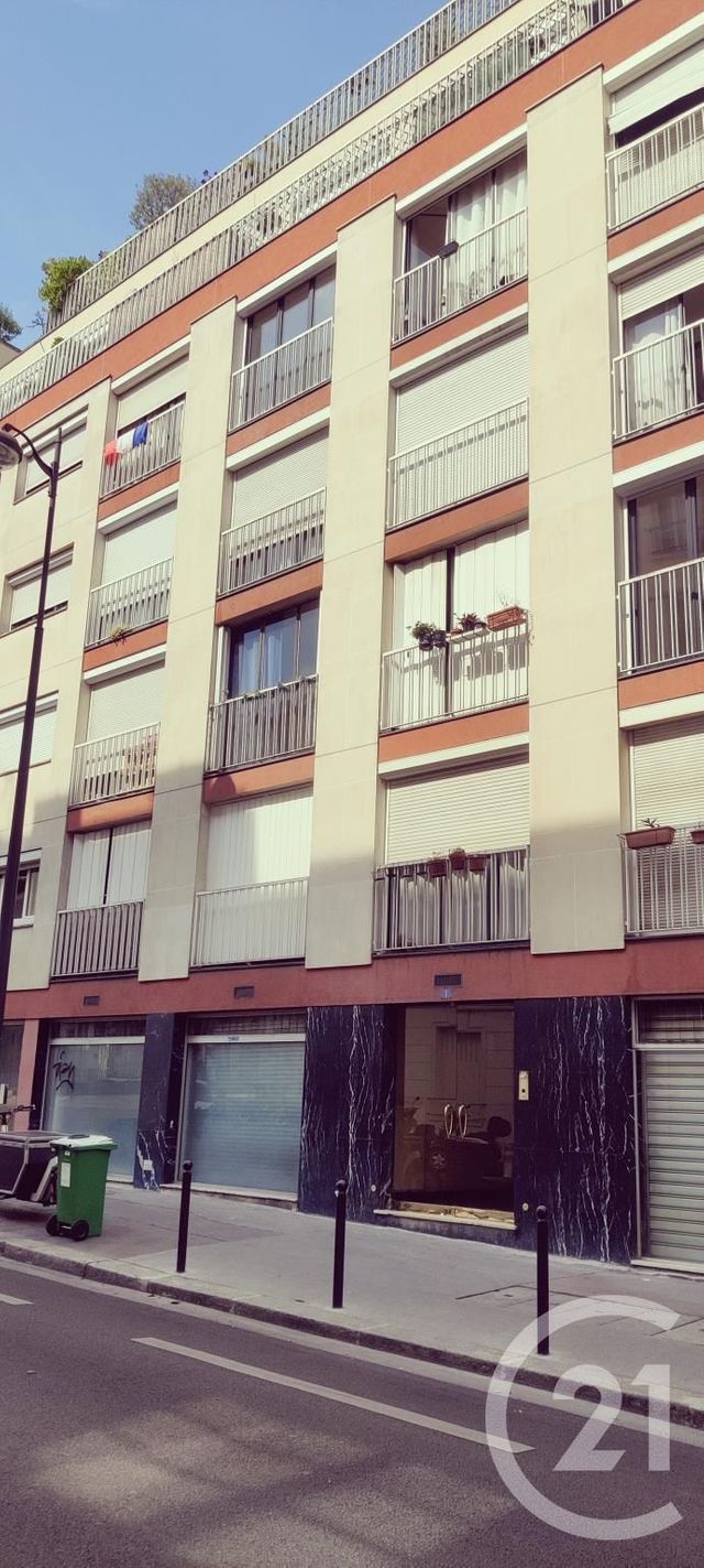 Appartement F1 à vendre - 1 pièce - 26.42 m2 - PARIS - 75018 - ILE-DE-FRANCE - Century 21 Patrimoine 17