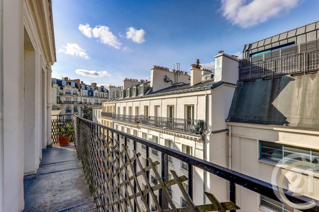  - PARIS - 