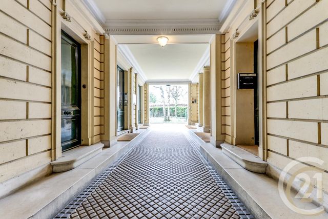 Afficher la photo en grand Appartement F1 à vendre - 1 pièce - 10.02 m2 - PARIS - 75016 - ILE-DE-FRANCE - Century 21 Patrimoine 17