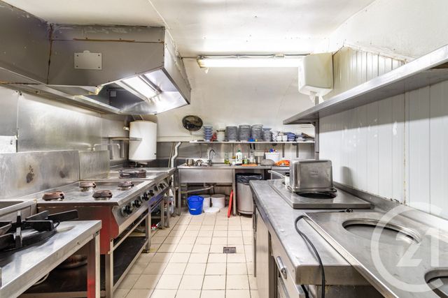 Appartement Local à vendre - 2 pièces - 56.36 m2 - PARIS - 75017 - ILE-DE-FRANCE - Century 21 Patrimoine 17