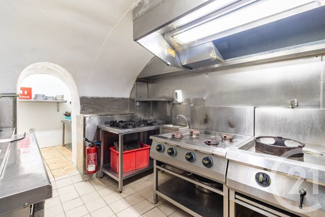 Appartement Local à vendre - 2 pièces - 56.36 m2 - PARIS - 75017 - ILE-DE-FRANCE - Century 21 Patrimoine 17