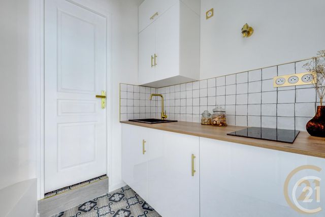 Appartement F1 à vendre - 1 pièce - 17.5 m2 - PARIS - 75017 - ILE-DE-FRANCE - Century 21 Patrimoine 17