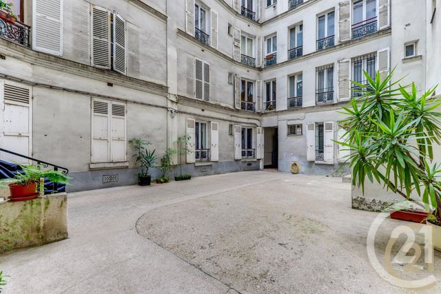 Afficher la photo en grand Appartement F4 à vendre - 4 pièces - 62.78 m2 - PARIS - 75017 - ILE-DE-FRANCE - Century 21 Patrimoine 17