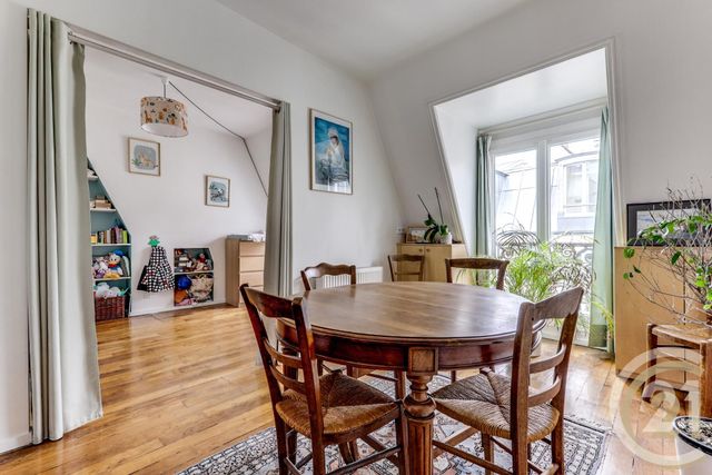 Afficher la photo en grand Appartement F4 à vendre - 4 pièces - 62.78 m2 - PARIS - 75017 - ILE-DE-FRANCE - Century 21 Patrimoine 17