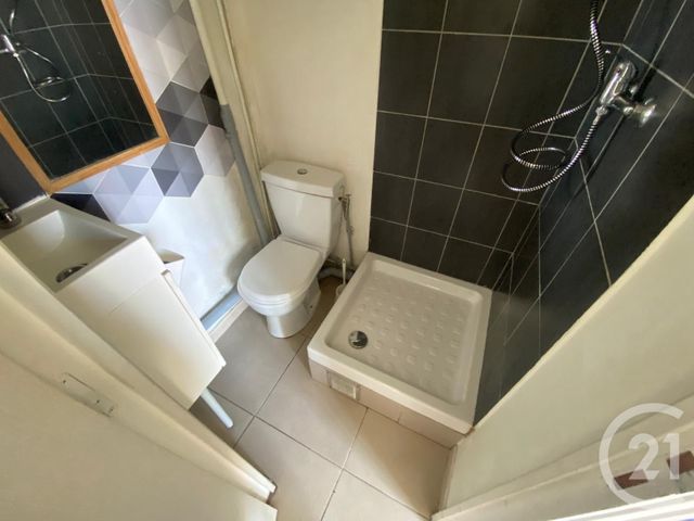 Appartement Studio à vendre - 1 pièce - 11.77 m2 - PARIS - 75018 - ILE-DE-FRANCE - Century 21 Patrimoine 17