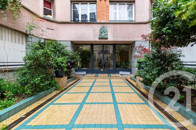 Appartement F3 à vendre - 3 pièces - 55.8 m2 - PARIS - 75017 - ILE-DE-FRANCE - Century 21 Patrimoine 17