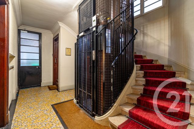 Appartement F3 à vendre - 3 pièces - 55.8 m2 - PARIS - 75017 - ILE-DE-FRANCE - Century 21 Patrimoine 17