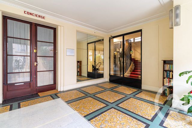 Appartement F3 à vendre - 3 pièces - 55.8 m2 - PARIS - 75017 - ILE-DE-FRANCE - Century 21 Patrimoine 17