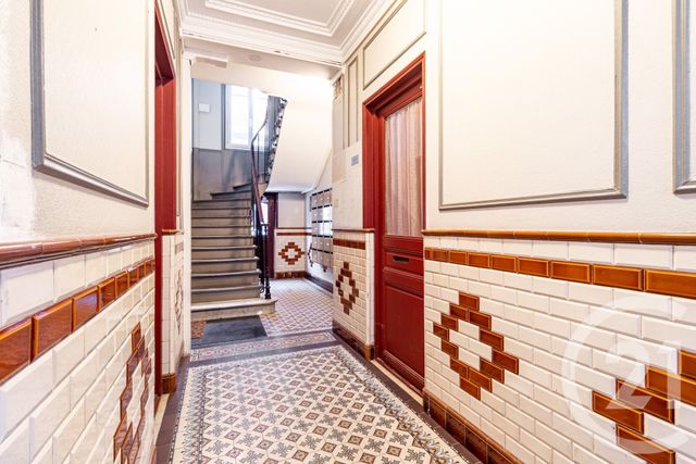 Appartement F2 à vendre - 2 pièces - 38.5 m2 - PARIS - 75015 - ILE-DE-FRANCE - Century 21 Patrimoine 17