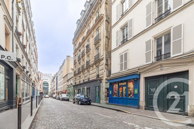 Appartement F2 à vendre - 2 pièces - 23.95 m2 - PARIS - 75018 - ILE-DE-FRANCE - Century 21 Patrimoine 17