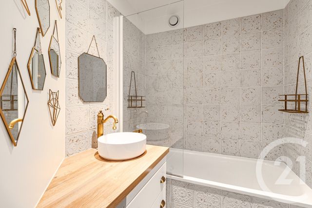 Appartement à vendre - 4 pièces - 85.8 m2 - PARIS - 75017 - ILE-DE-FRANCE - Century 21 Patrimoine 17