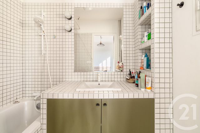 Appartement à vendre - 3 pièces - 65.12 m2 - PARIS - 75017 - ILE-DE-FRANCE - Century 21 Patrimoine 17