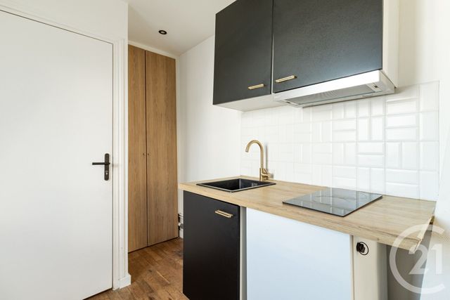 Appartement F1 à vendre - 1 pièce - 12.44 m2 - PARIS - 75010 - ILE-DE-FRANCE - Century 21 Patrimoine 17