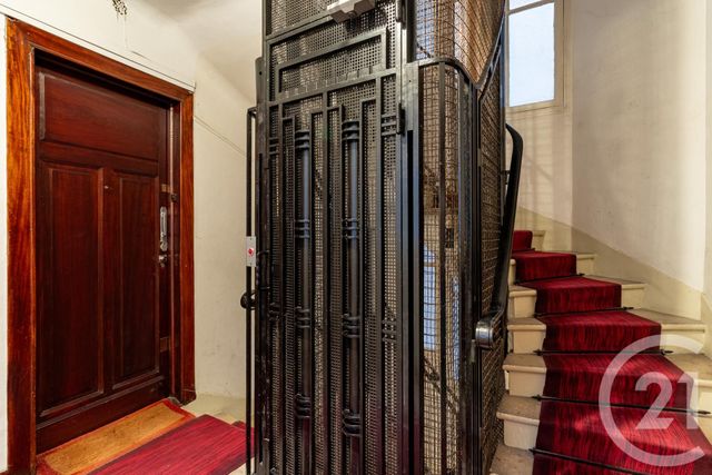 Appartement F1 bis à vendre - 2 pièces - 26.81 m2 - PARIS - 75017 - ILE-DE-FRANCE - Century 21 Patrimoine 17