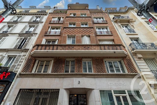 Appartement F1 bis à vendre - 2 pièces - 26.81 m2 - PARIS - 75017 - ILE-DE-FRANCE - Century 21 Patrimoine 17