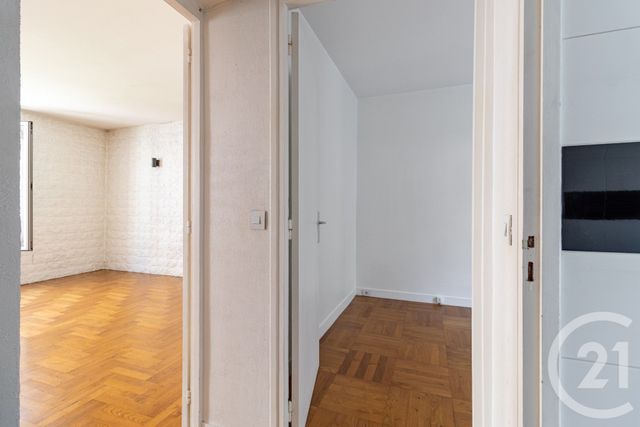 Appartement F2 à vendre - 2 pièces - 54.15 m2 - PARIS - 75008 - ILE-DE-FRANCE - Century 21 Patrimoine 17