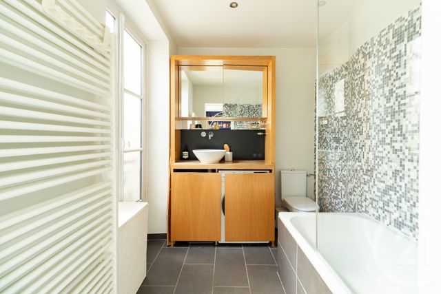 Appartement F3 à vendre - 3 pièces - 54.13 m2 - PARIS - 75017 - ILE-DE-FRANCE - Century 21 Patrimoine 17