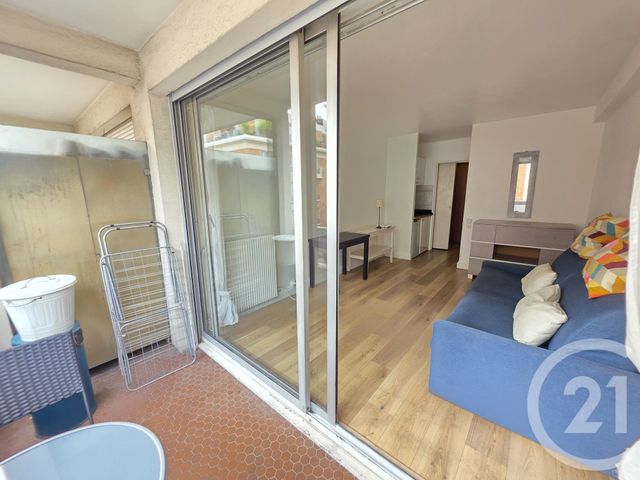 Appartement F1 à vendre - 1 pièce - 19.5 m2 - PARIS - 75017 - ILE-DE-FRANCE - Century 21 Patrimoine 17