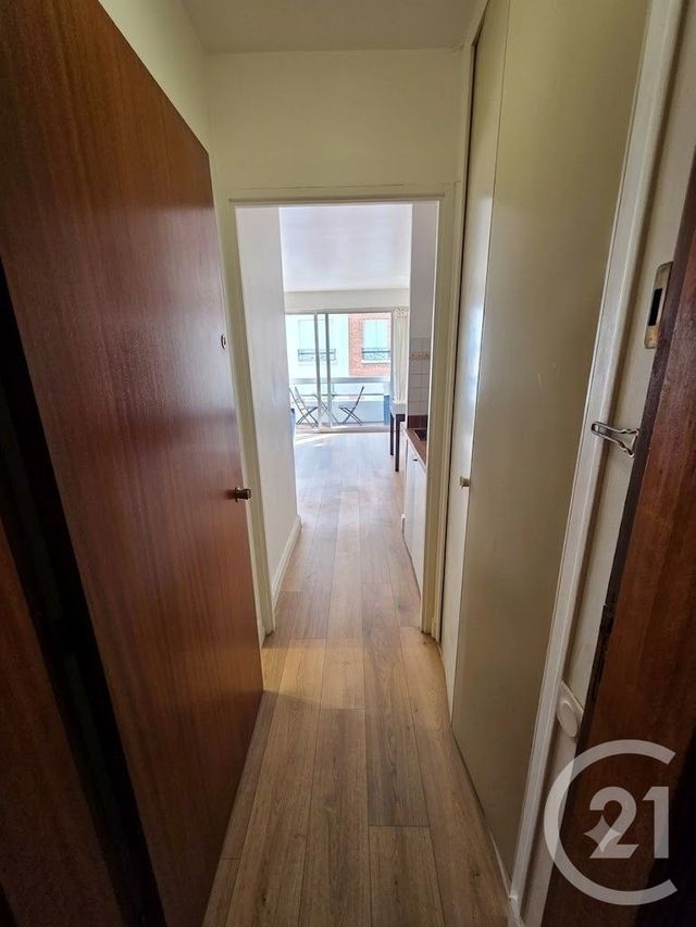 Appartement F1 à vendre - 1 pièce - 19.5 m2 - PARIS - 75017 - ILE-DE-FRANCE - Century 21 Patrimoine 17