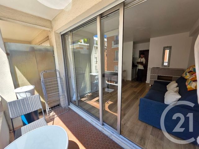Appartement F1 à vendre - 1 pièce - 19.5 m2 - PARIS - 75017 - ILE-DE-FRANCE - Century 21 Patrimoine 17