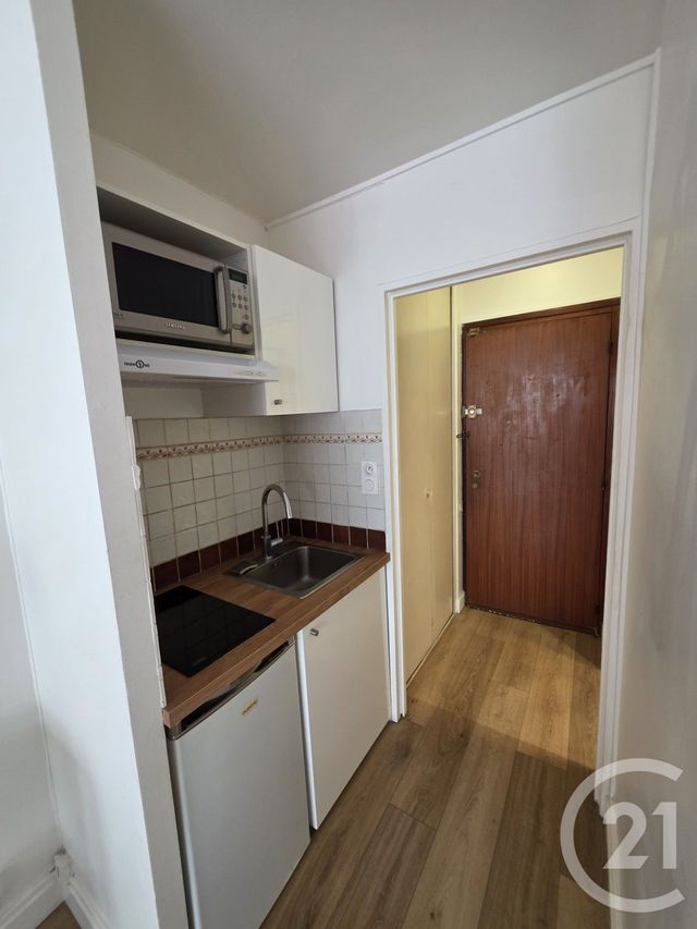 Appartement F1 à vendre - 1 pièce - 19.5 m2 - PARIS - 75017 - ILE-DE-FRANCE - Century 21 Patrimoine 17