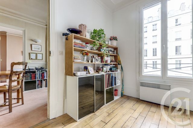 Appartement F3 à vendre - 3 pièces - 46.03 m2 - PARIS - 75017 - ILE-DE-FRANCE - Century 21 Patrimoine 17