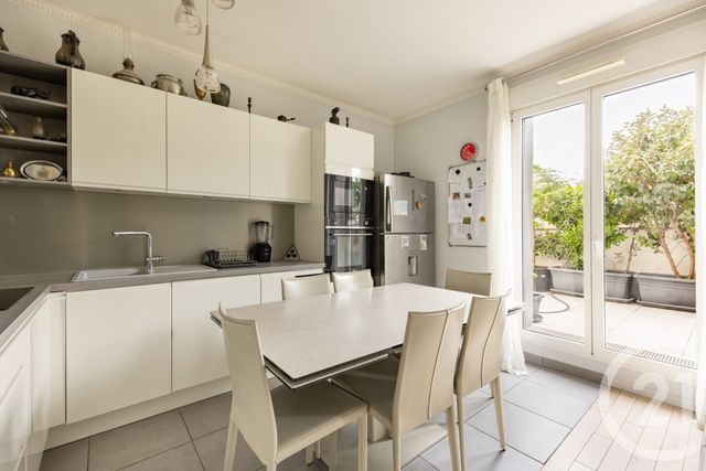 Appartement F4 à vendre - 4 pièces - 85.39 m2 - CLICHY - 92 - ILE-DE-FRANCE - Century 21 Patrimoine 17