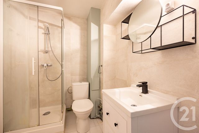 Appartement Studio à vendre - 1 pièce - 25.5 m2 - PARIS - 75017 - ILE-DE-FRANCE - Century 21 Patrimoine 17